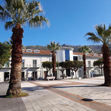 Gt Apartments - New Opening Vibo Valentia Marina Exterior foto